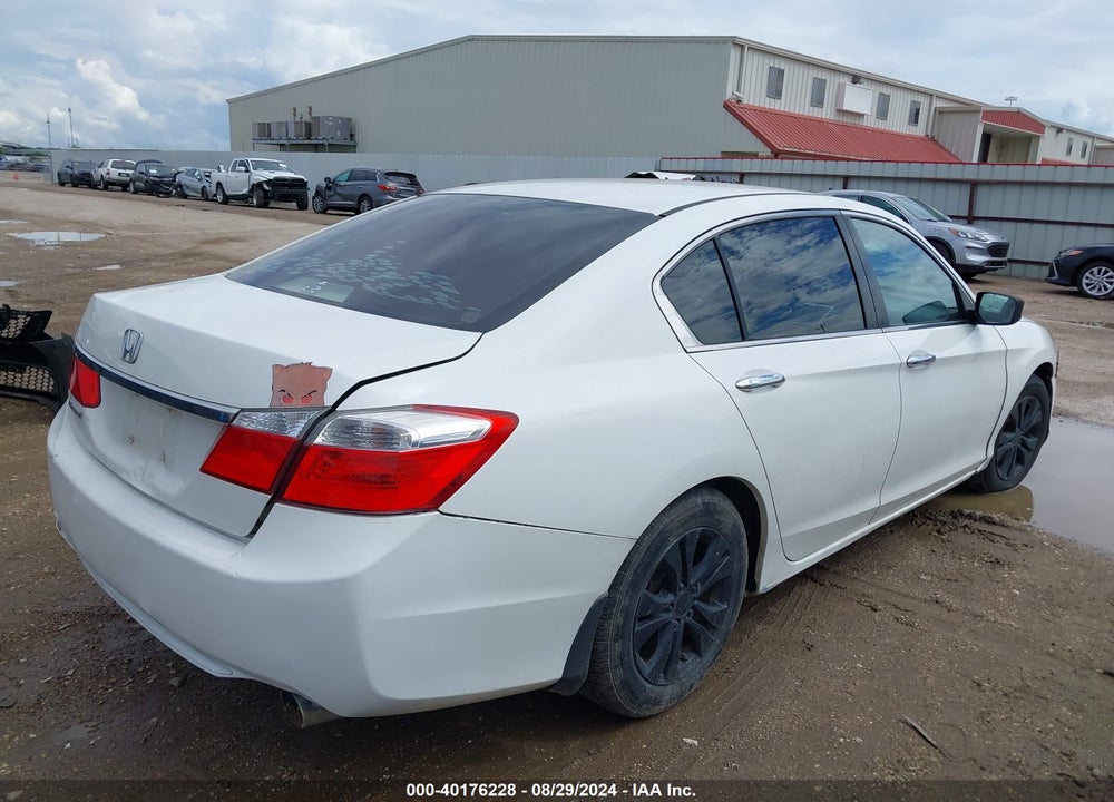 2013 HONDA ACCORD LX VIN: 1HGCR2F32DA097686