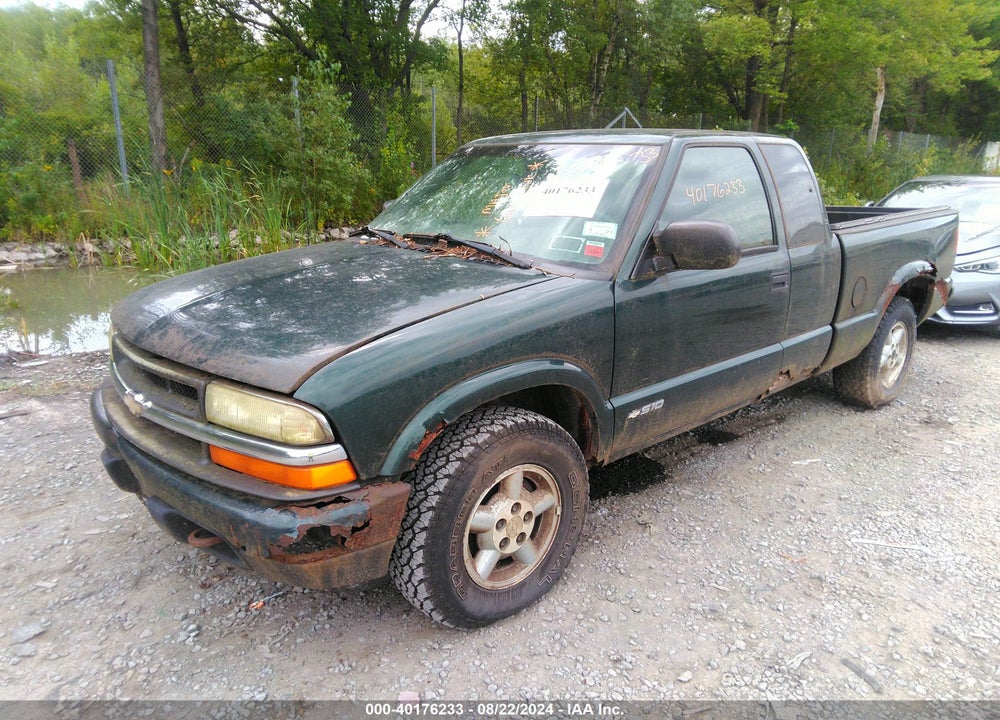 2003 CHEVROLET S-10 LS VIN: 1GCDT19X238194051