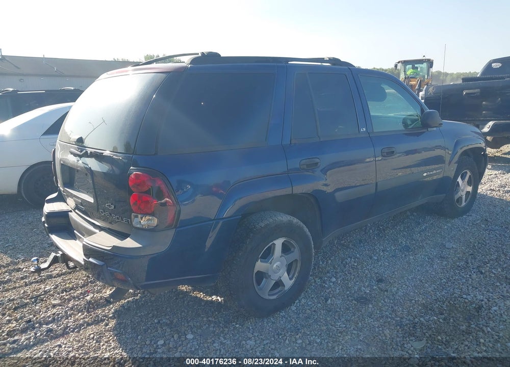 2004 CHEVROLET TRAILBLAZER LS VIN: 1GNDT13S642209093