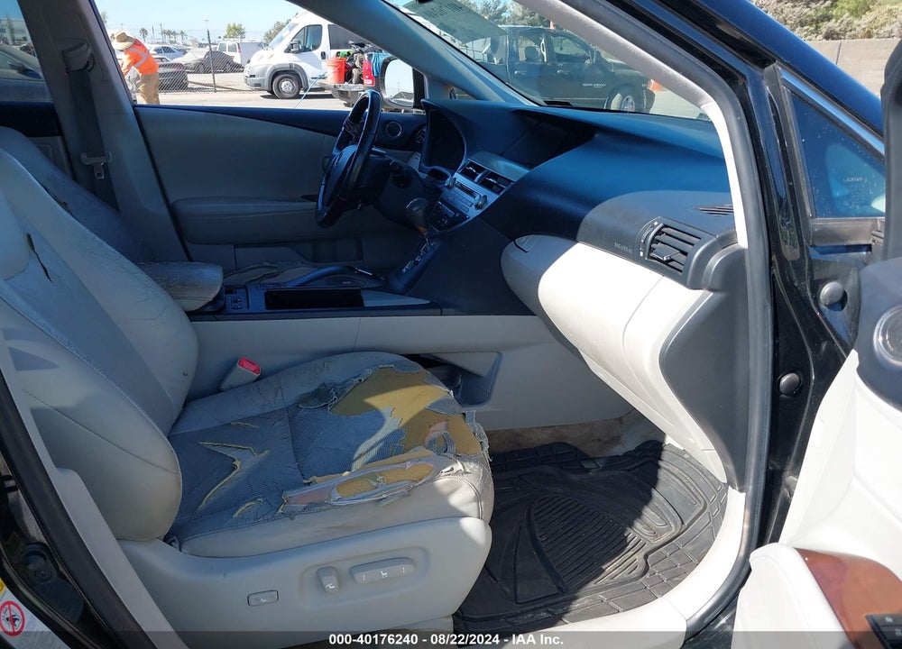 2011 LEXUS RX 350 VIN: JTJZK1BA4B2002822