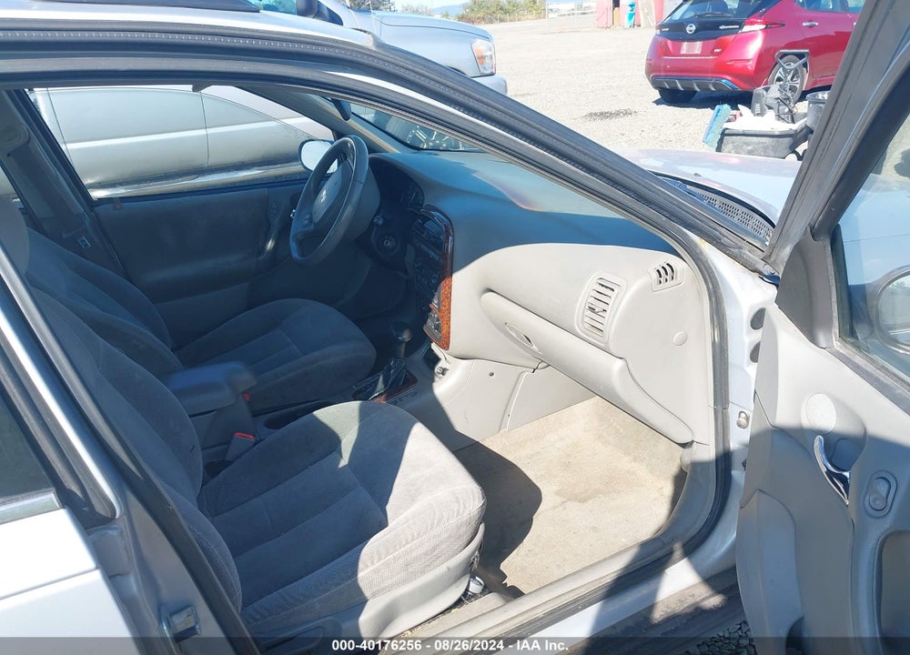 2000 SATURN LW2 VIN: 1G8JW82R3YY601651