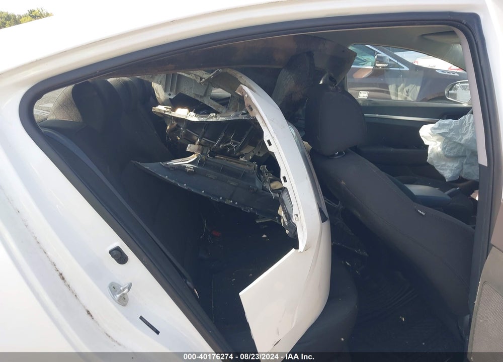 2019 HYUNDAI ELANTRA SE VIN: 5NPD74LF4KH473913