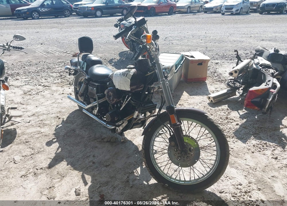 1983 HARLEY-DAVIDSON FXDG VIN: 1HD1BGK22DY016776