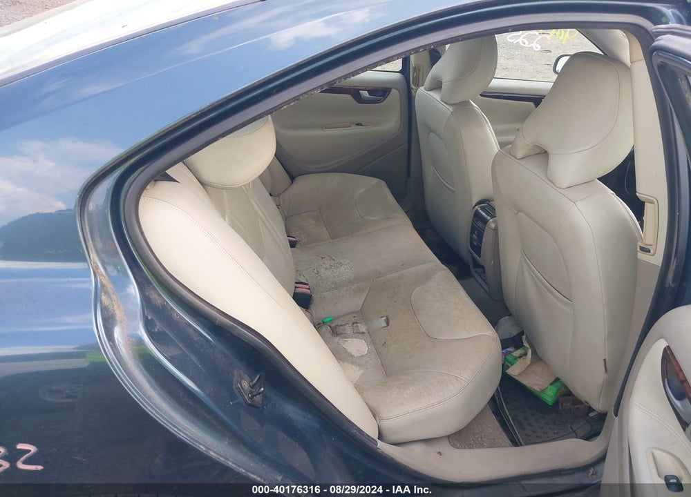 2006 VOLVO S60 2.5T VIN: YV1RH592862524635
