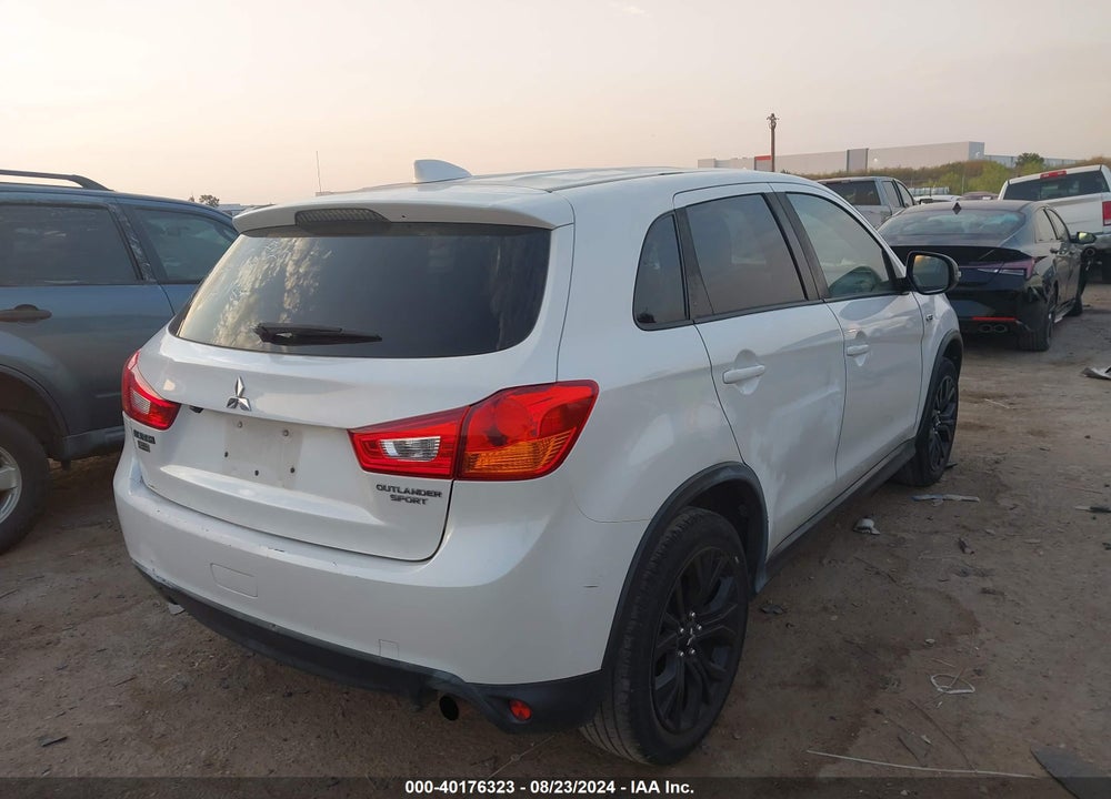 2017 MITSUBISHI OUTLANDER SPORT LE 2.0 VIN: JA4AP3AU0HZ070084
