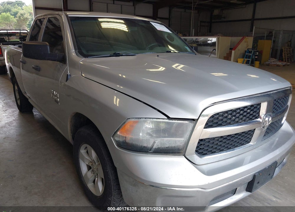 2019 RAM 1500 CLASSIC TRADESMAN QUAD CAB 4X2 6'4 BOX VIN: 1C6RR6FGXKS552687