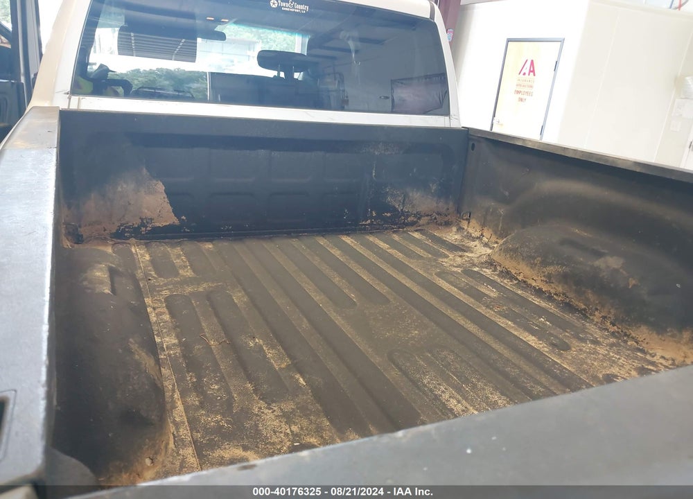 2019 RAM 1500 CLASSIC TRADESMAN QUAD CAB 4X2 6'4 BOX VIN: 1C6RR6FGXKS552687