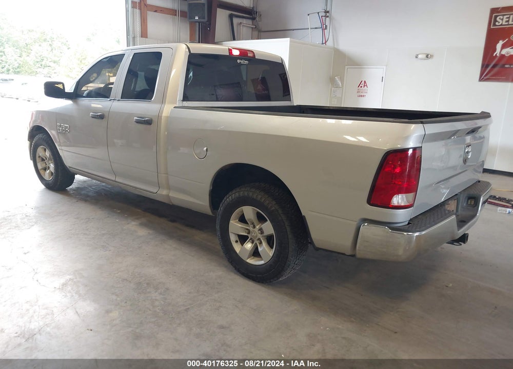 2019 RAM 1500 CLASSIC TRADESMAN QUAD CAB 4X2 6'4 BOX VIN: 1C6RR6FGXKS552687