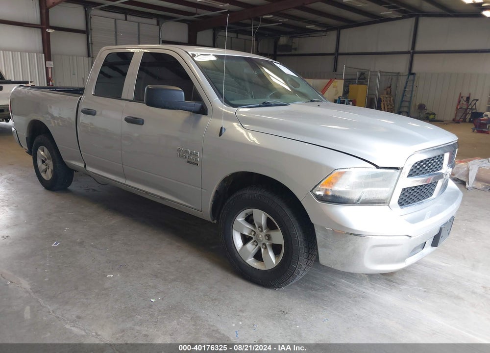 2019 RAM 1500 CLASSIC TRADESMAN QUAD CAB 4X2 6'4 BOX VIN: 1C6RR6FGXKS552687