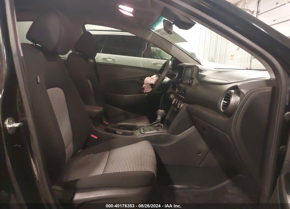 2019 HYUNDAI KONA SE VIN: KM8K12AA8KU319159