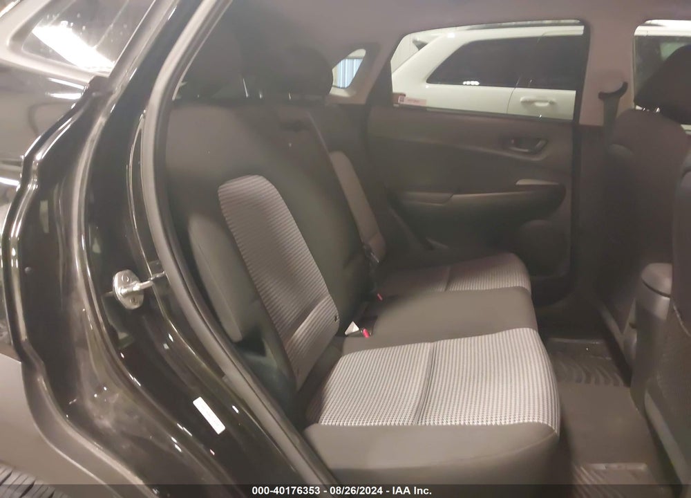 2019 HYUNDAI KONA SE VIN: KM8K12AA8KU319159