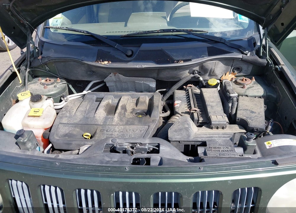 2008 JEEP PATRIOT SPORT VIN: 1J8FT28W88D637317