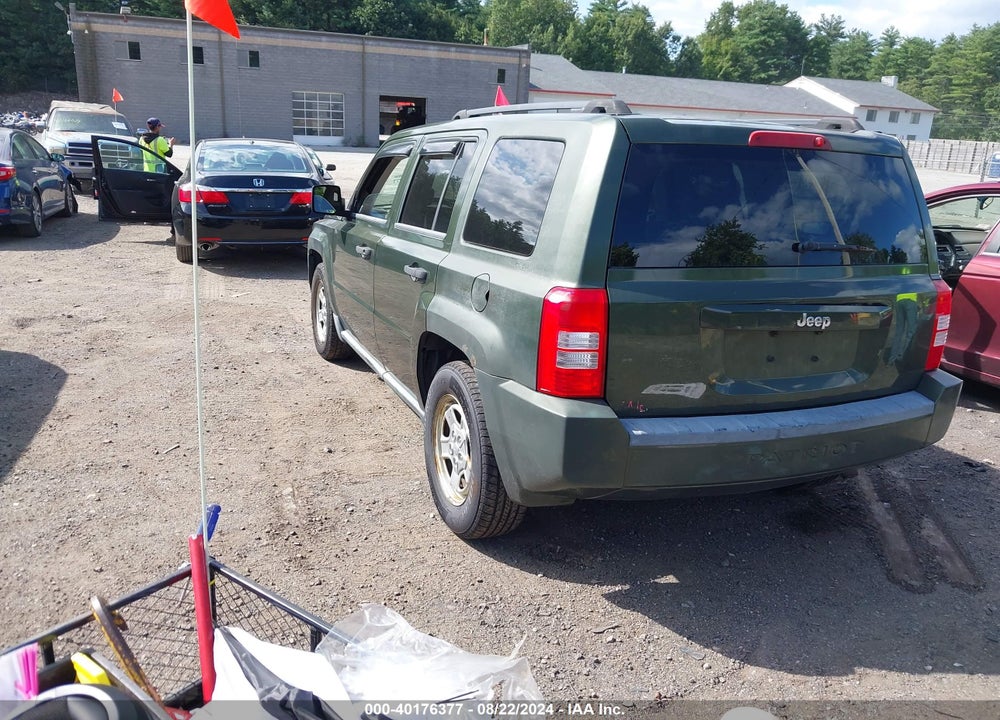 2008 JEEP PATRIOT SPORT VIN: 1J8FT28W88D637317