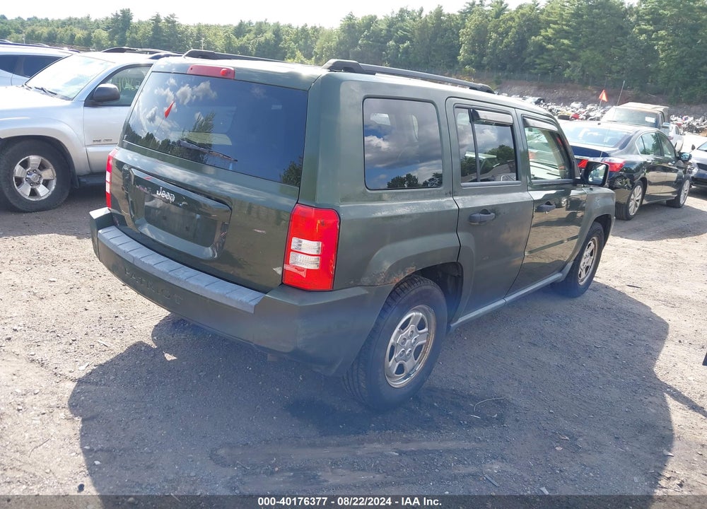 2008 JEEP PATRIOT SPORT VIN: 1J8FT28W88D637317