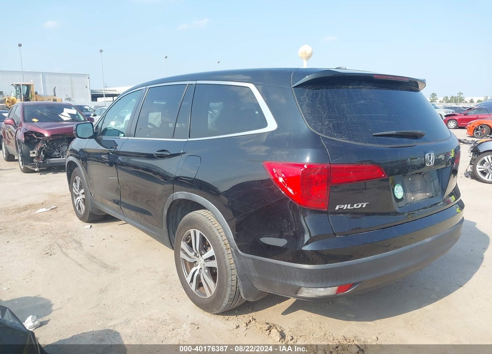 2017 HONDA PILOT VIN: 5FNYF5H54HB048208