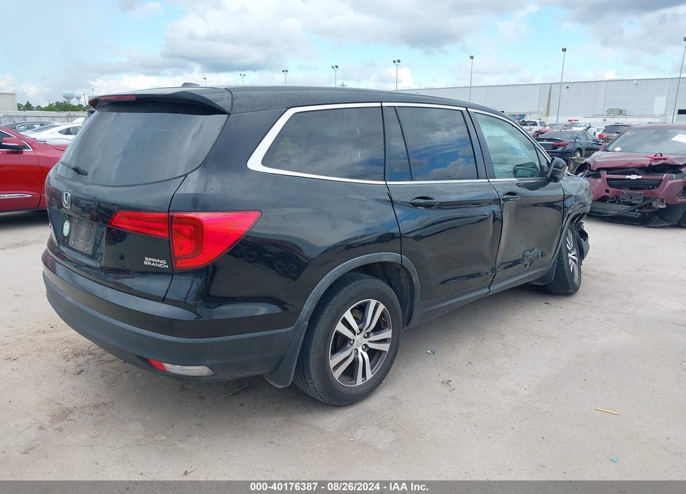 2017 HONDA PILOT VIN: 5FNYF5H54HB048208