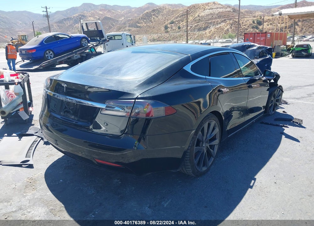 2020 TESLA MODEL S PERFORMANCE DUAL MOTOR ALL-WHEEL DRIVE VIN: 5YJSA1E44LF415786