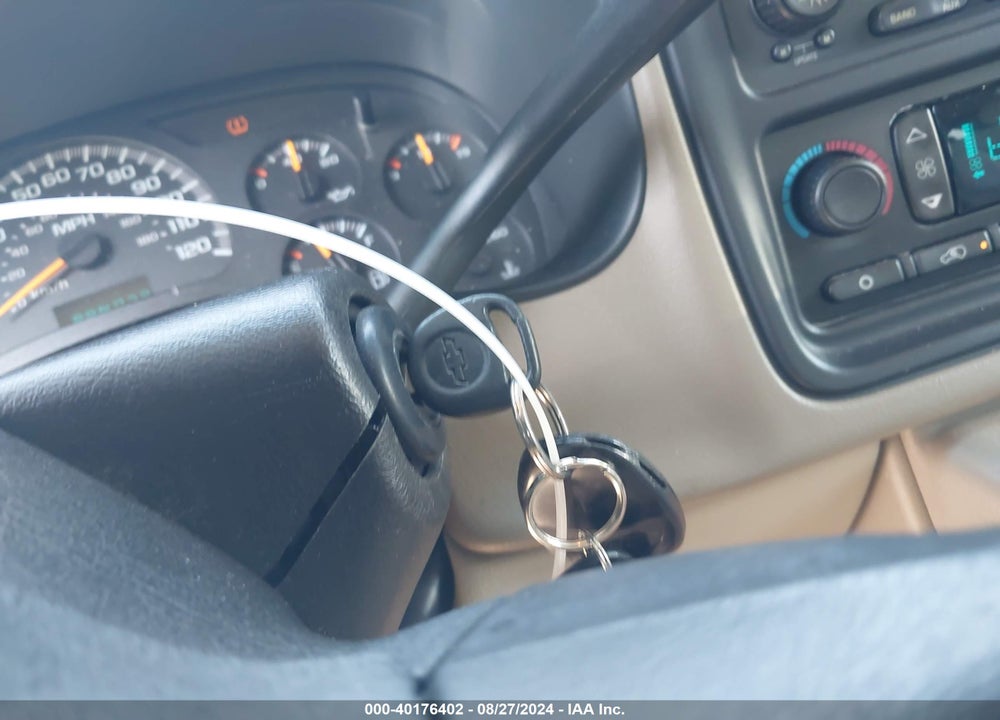 2004 CHEVROLET TAHOE Z71 VIN: 1GNEK13Z84R317906