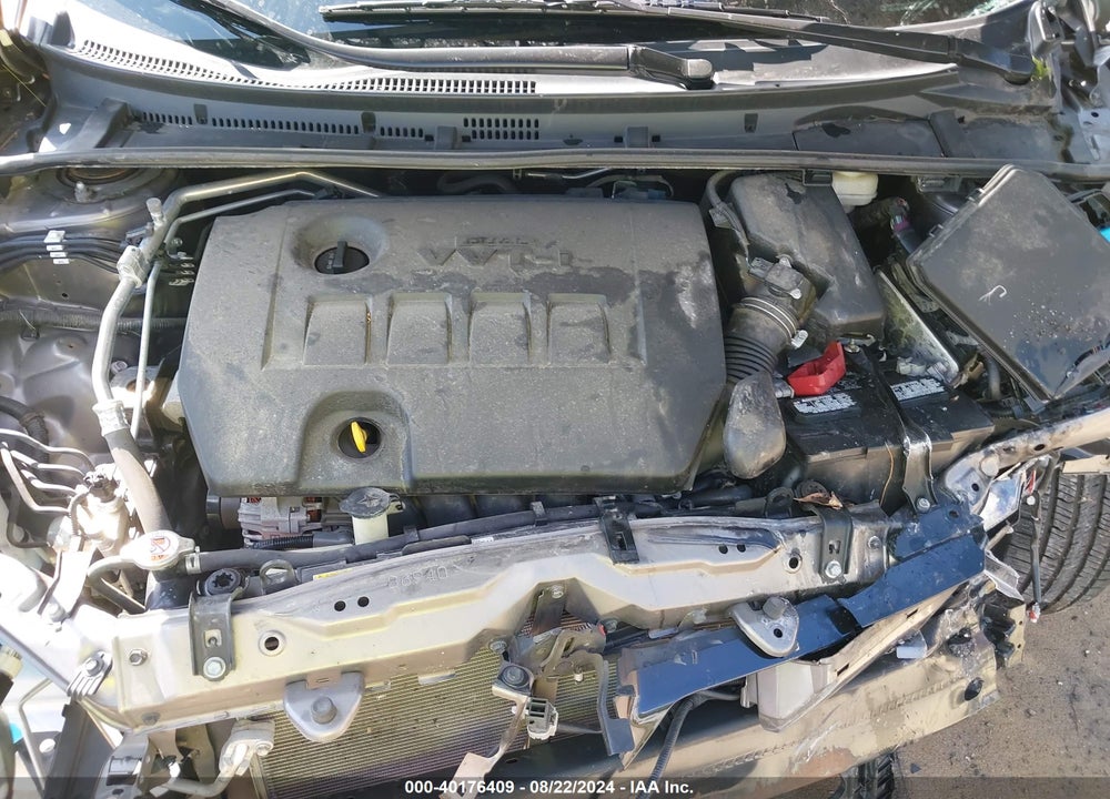 2018 TOYOTA COROLLA LE VIN: 2T1BURHE2JC108757