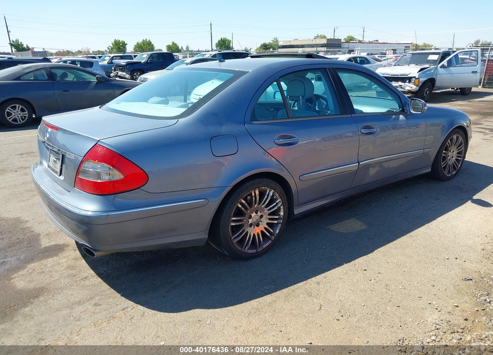 2007 MERCEDES-BENZ E 550 VIN: WDBUF72X07B052499