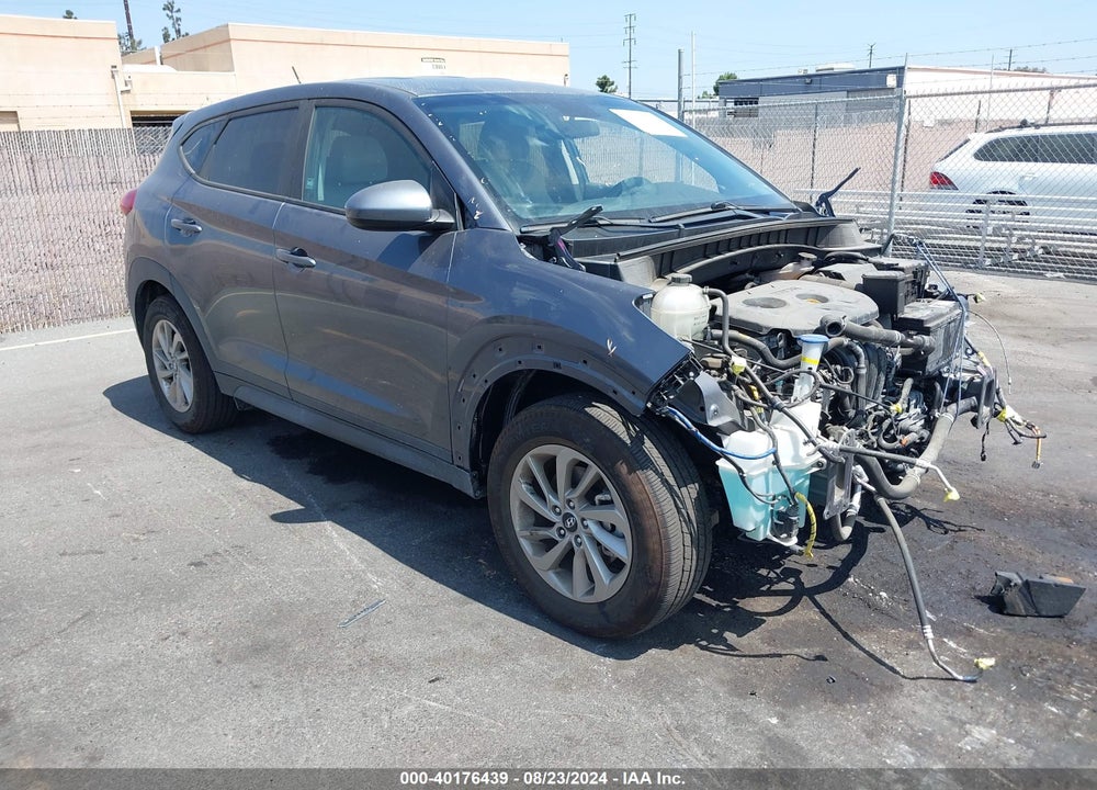 2017 HYUNDAI TUCSON SE VIN: KM8J23A46HU526330
