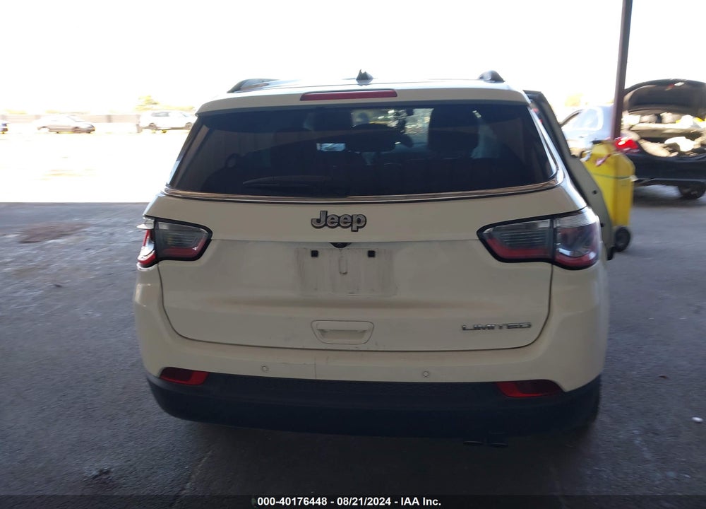 2018 JEEP COMPASS LIMITED FWD VIN: 3C4NJCCB2JT407033
