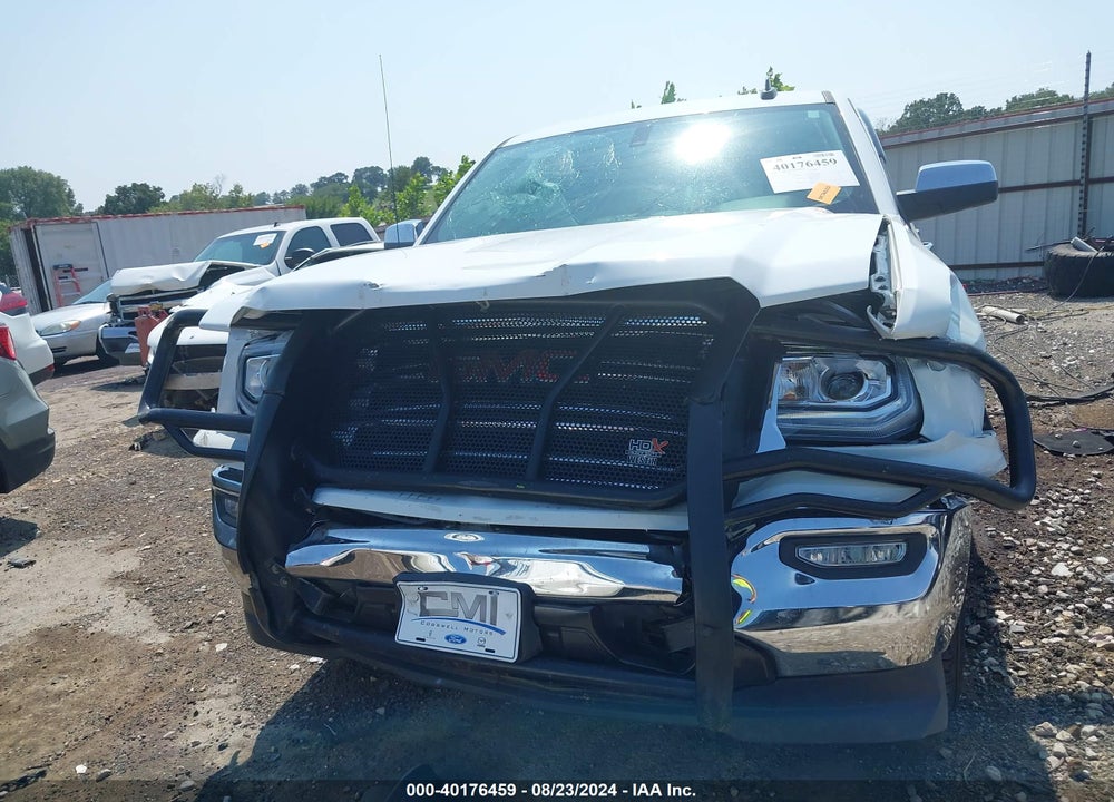 2018 GMC SIERRA 1500 SLT VIN: 3GTU2NEC3JG616204