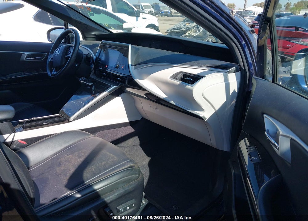2017 TOYOTA MIRAI VIN: JTDBVRBD0HA003131