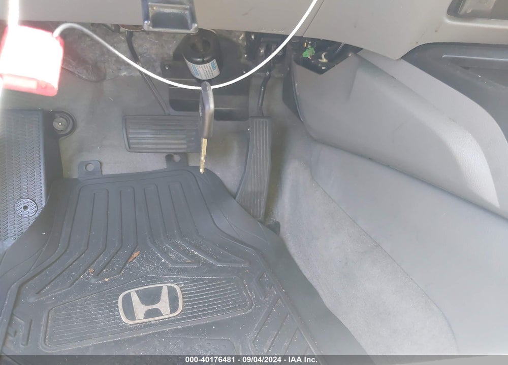 2010 HONDA CIVIC VIN: 2HGFA1F56AH530150