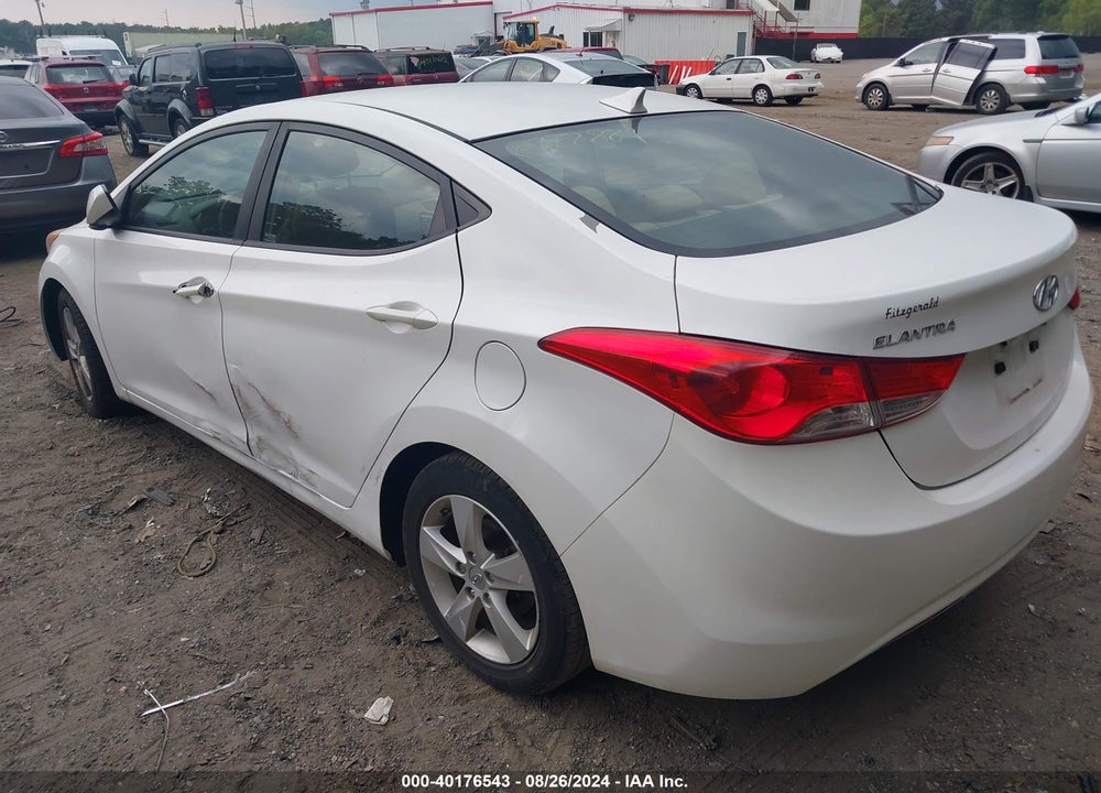 2013 HYUNDAI ELANTRA GLS VIN: 5NPDH4AE0DH273556