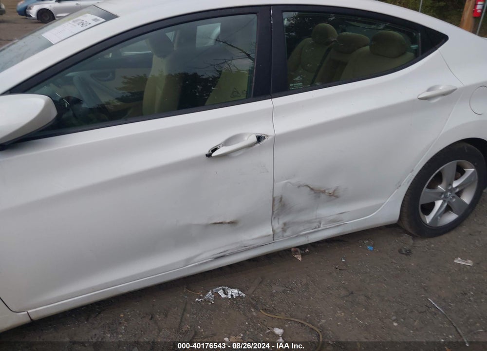 2013 HYUNDAI ELANTRA GLS VIN: 5NPDH4AE0DH273556