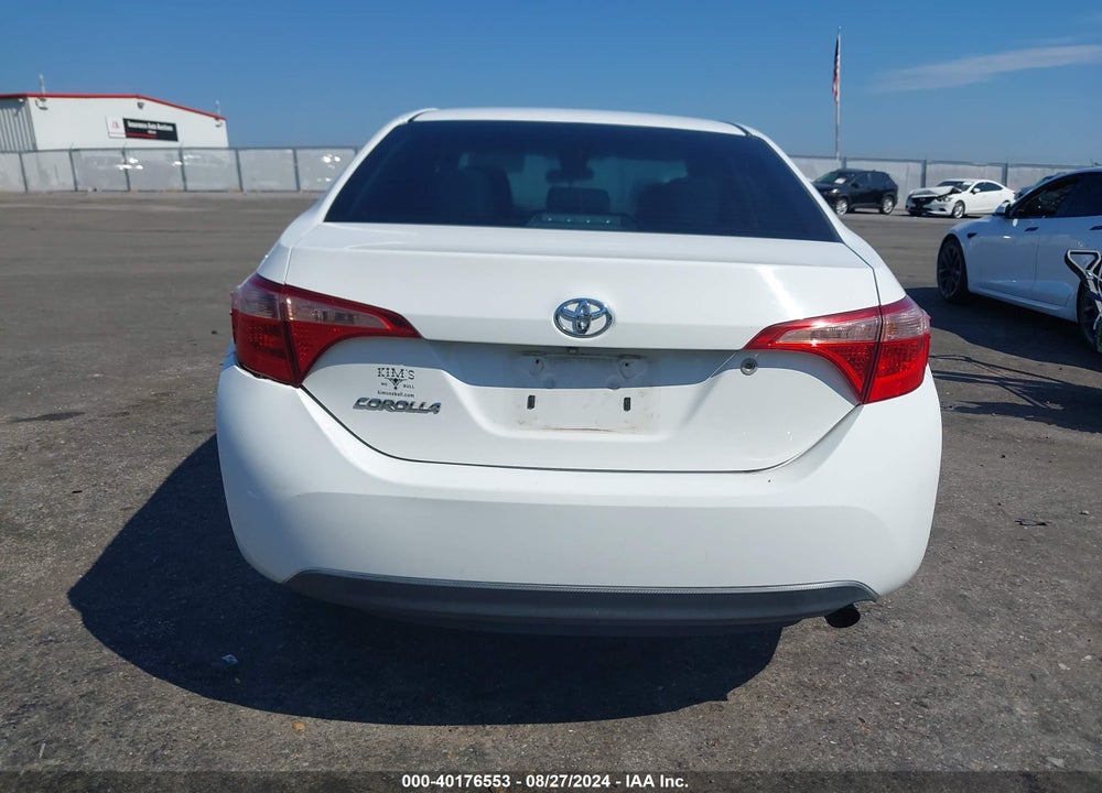 2017 TOYOTA COROLLA L VIN: 5YFBURHE8HP615981