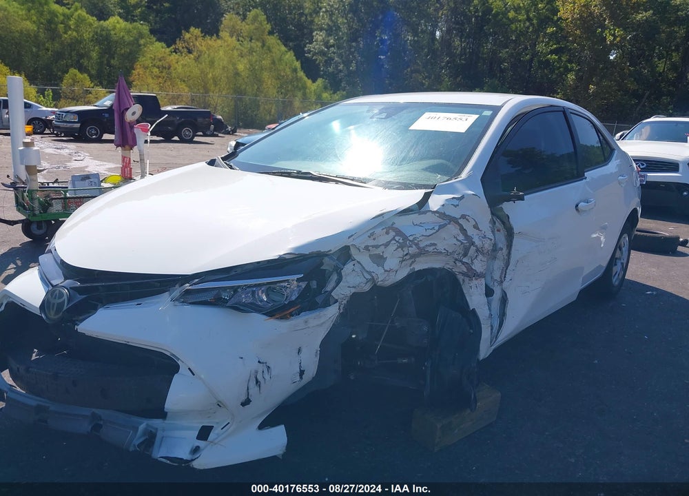 2017 TOYOTA COROLLA L VIN: 5YFBURHE8HP615981