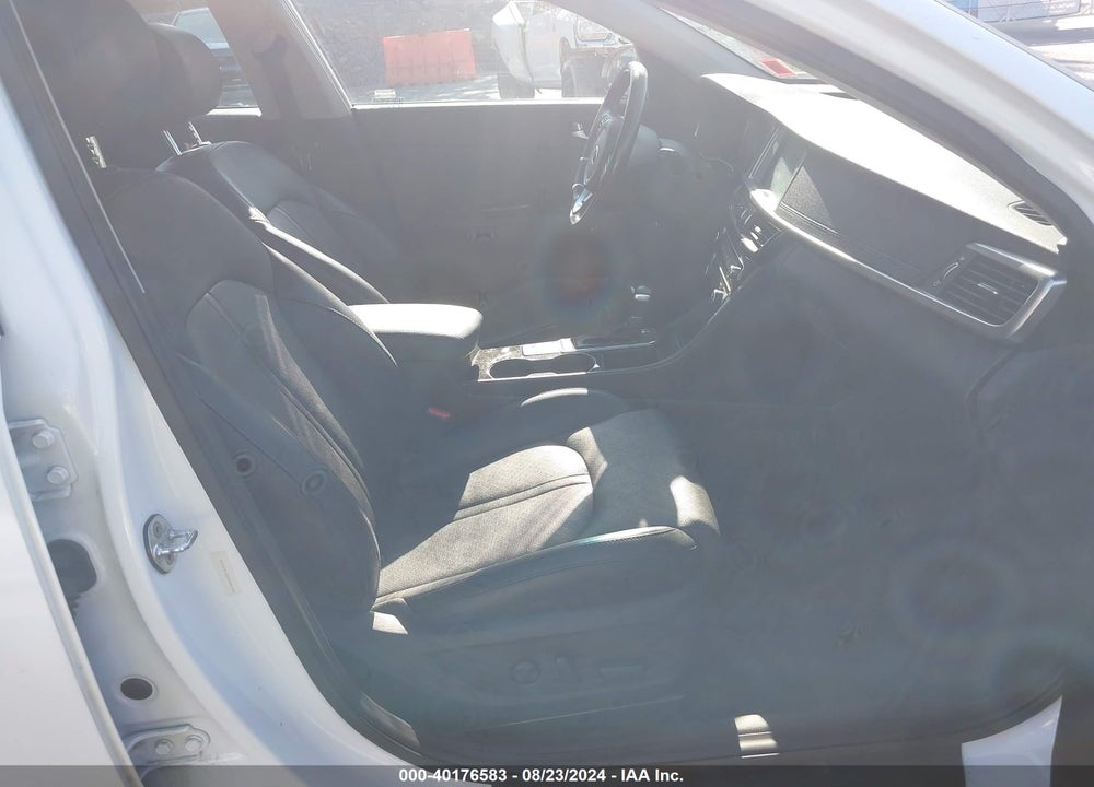 2016 KIA OPTIMA EX VIN: 5XXGU4L33GG086428