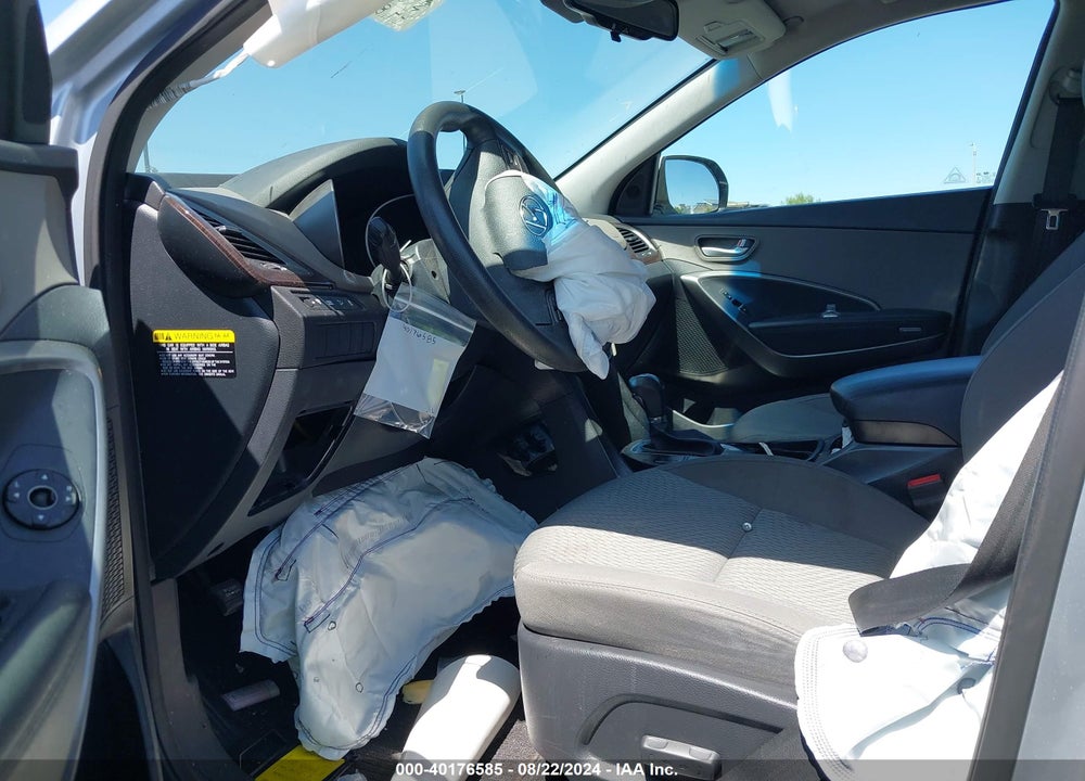 2018 HYUNDAI SANTA FE SE VIN: KM8SM4HF8JU278860