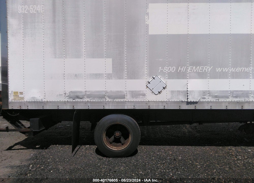 1996 FORD F800 VIN: 1FDNF80CXTVA10115