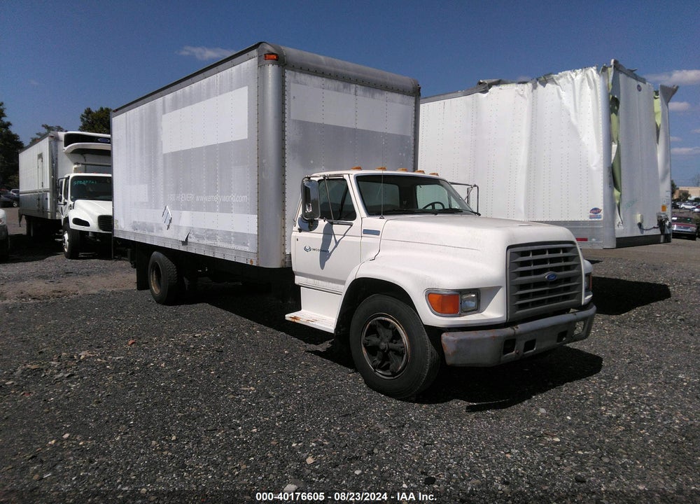 1996 FORD F800 VIN: 1FDNF80CXTVA10115