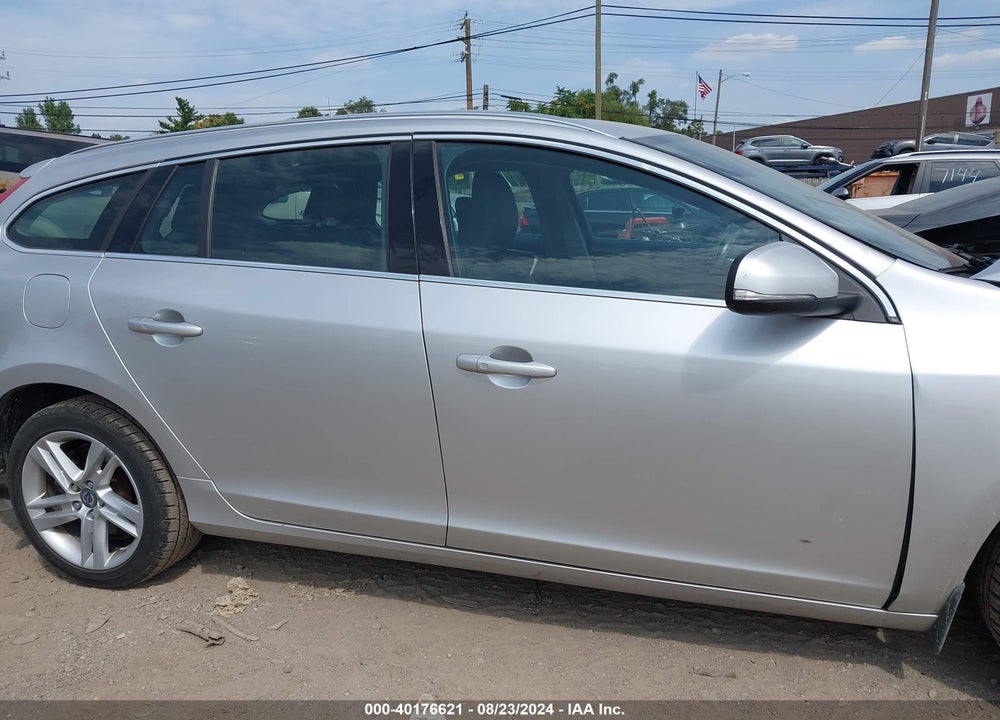 2015 VOLVO V60 T5 PREMIER VIN: YV140MEB3F1197066