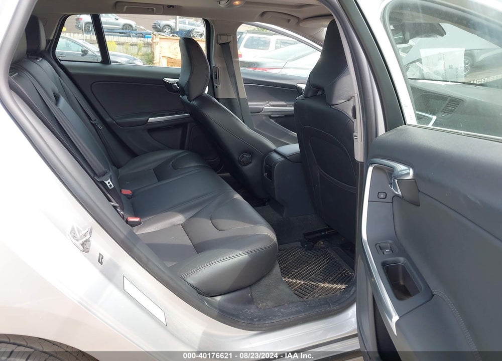 2015 VOLVO V60 T5 PREMIER VIN: YV140MEB3F1197066