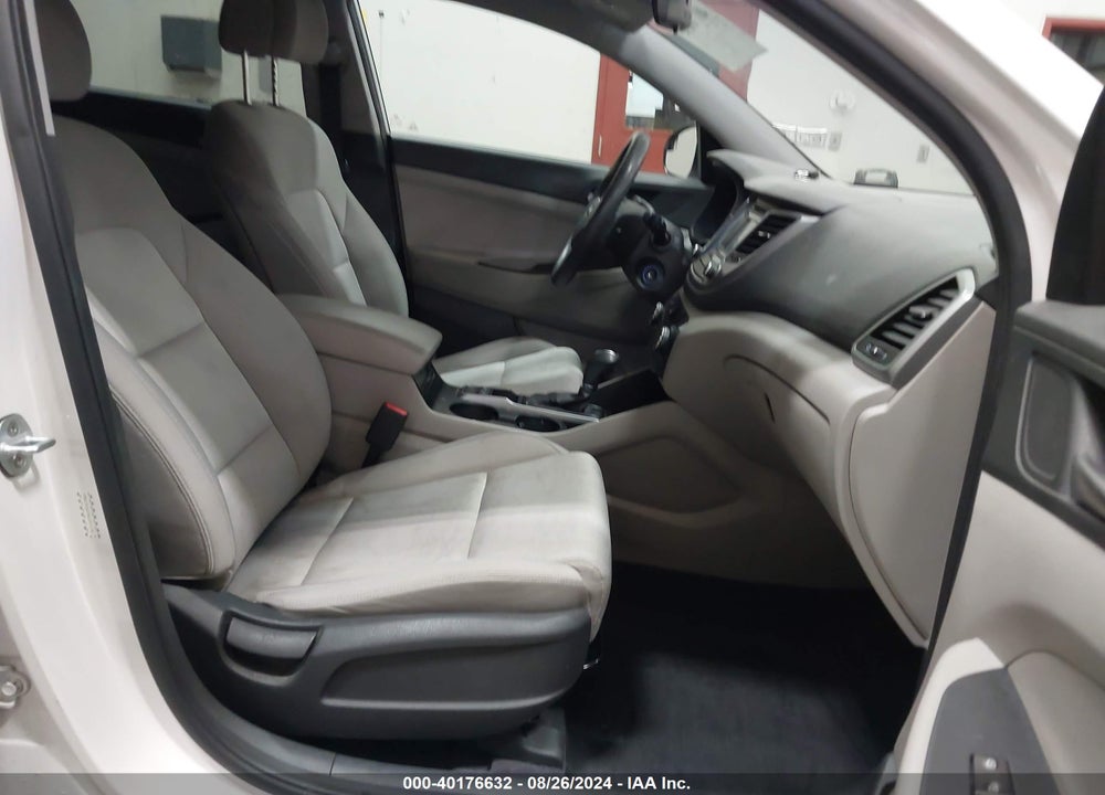 2016 HYUNDAI TUCSON ECO VIN: KM8J3CA29GU201276