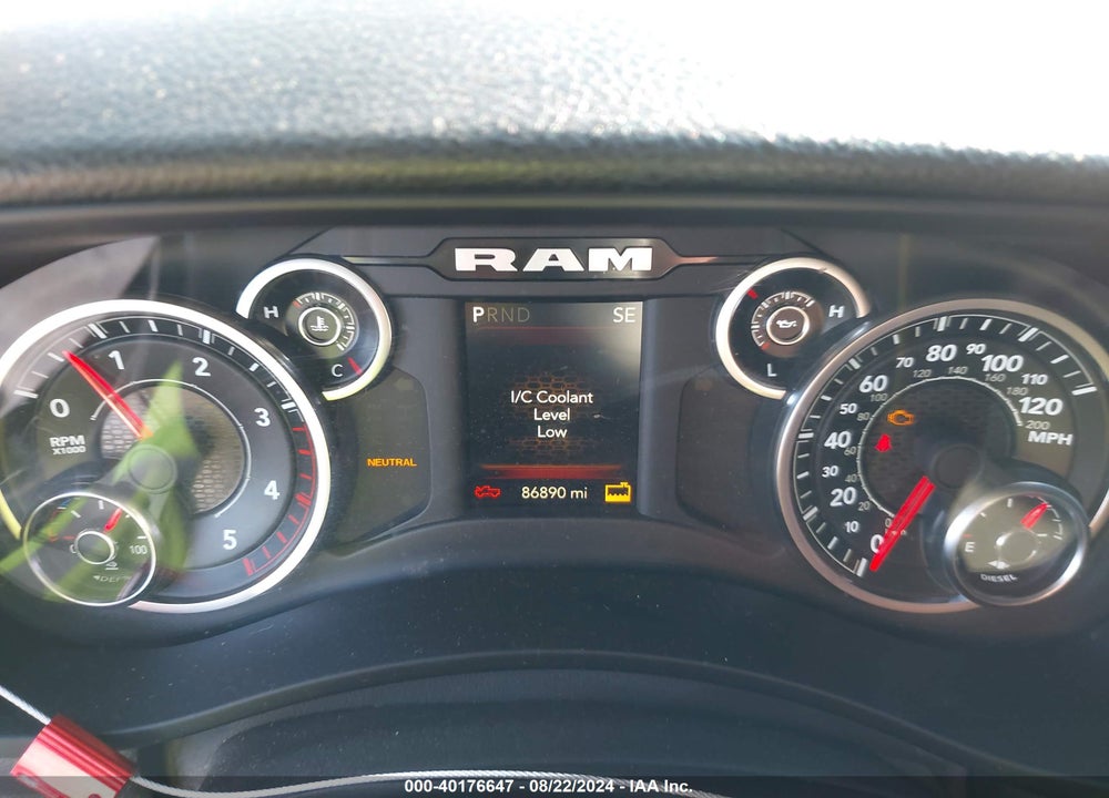 2022 RAM 3500 TRADESMAN  4X4 8' BOX VIN: 3C63RRGLXNG157908