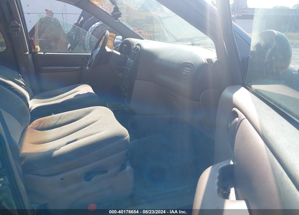 2002 DODGE CARAVAN SE VIN: 1B4GP25312B660142