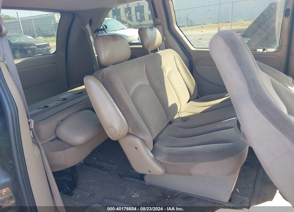 2002 DODGE CARAVAN SE VIN: 1B4GP25312B660142
