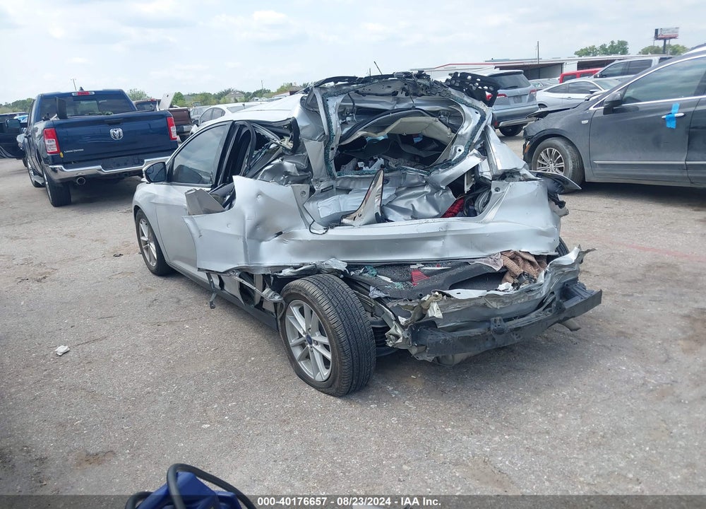 2017 FORD FOCUS SE VIN: 1FADP3K21HL244317