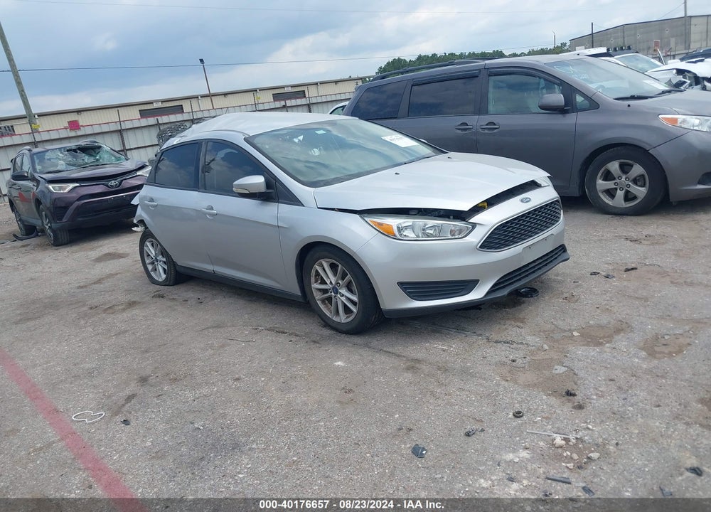 2017 FORD FOCUS SE VIN: 1FADP3K21HL244317