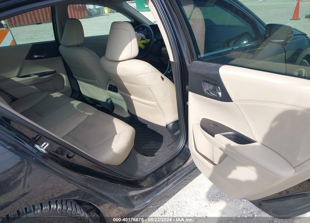 2016 HONDA ACCORD EX-L V-6 VIN: 1HGCR3F87GA000939