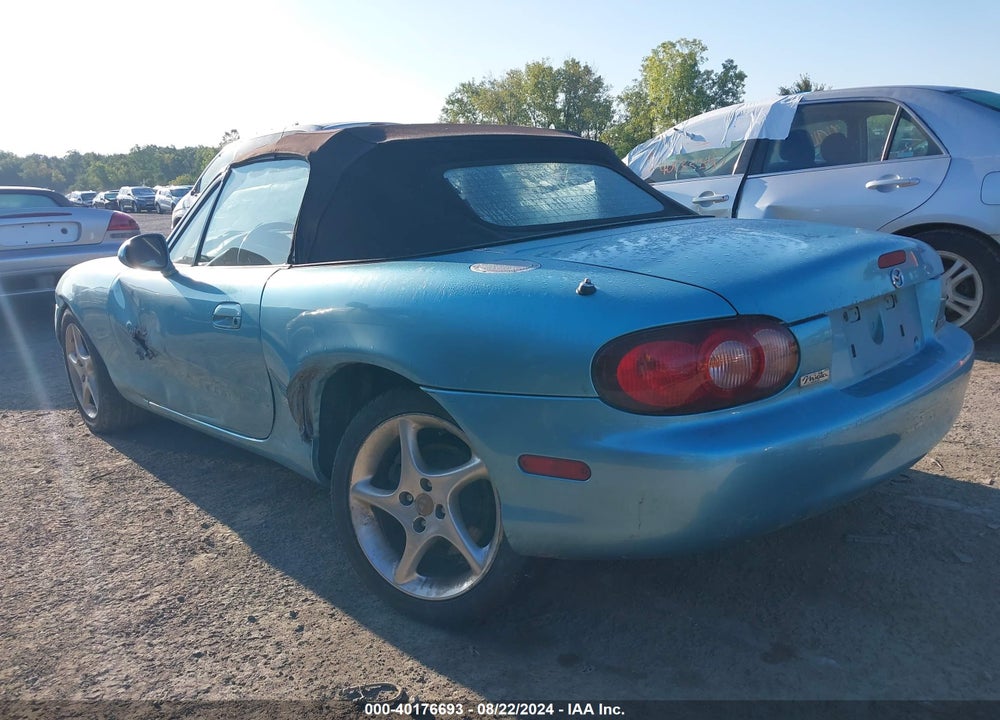 2002 MAZDA MX-5 MIATA CLOTH/LS/SE VIN: JM1NB353820227296