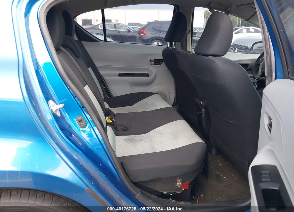 2013 TOYOTA PRIUS C TWO VIN: JTDKDTB37D1044504