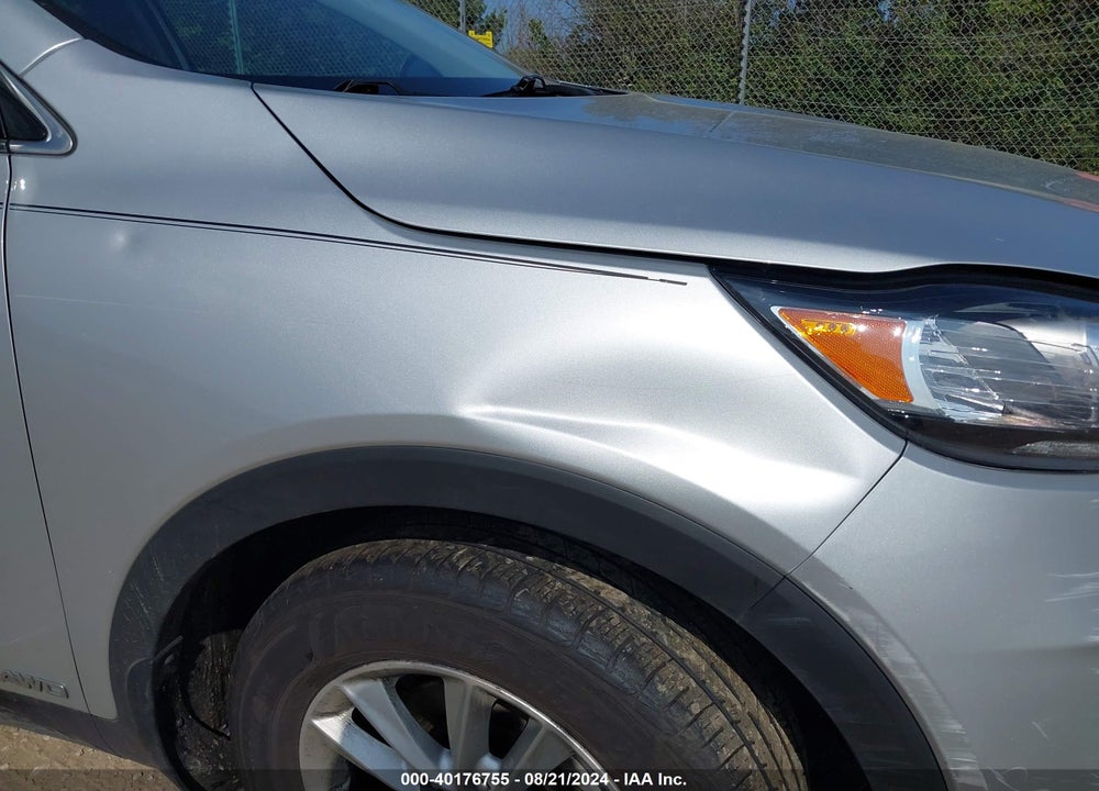 2019 KIA SORENTO 2.4L LX VIN: 5XYPGDA32KG572128