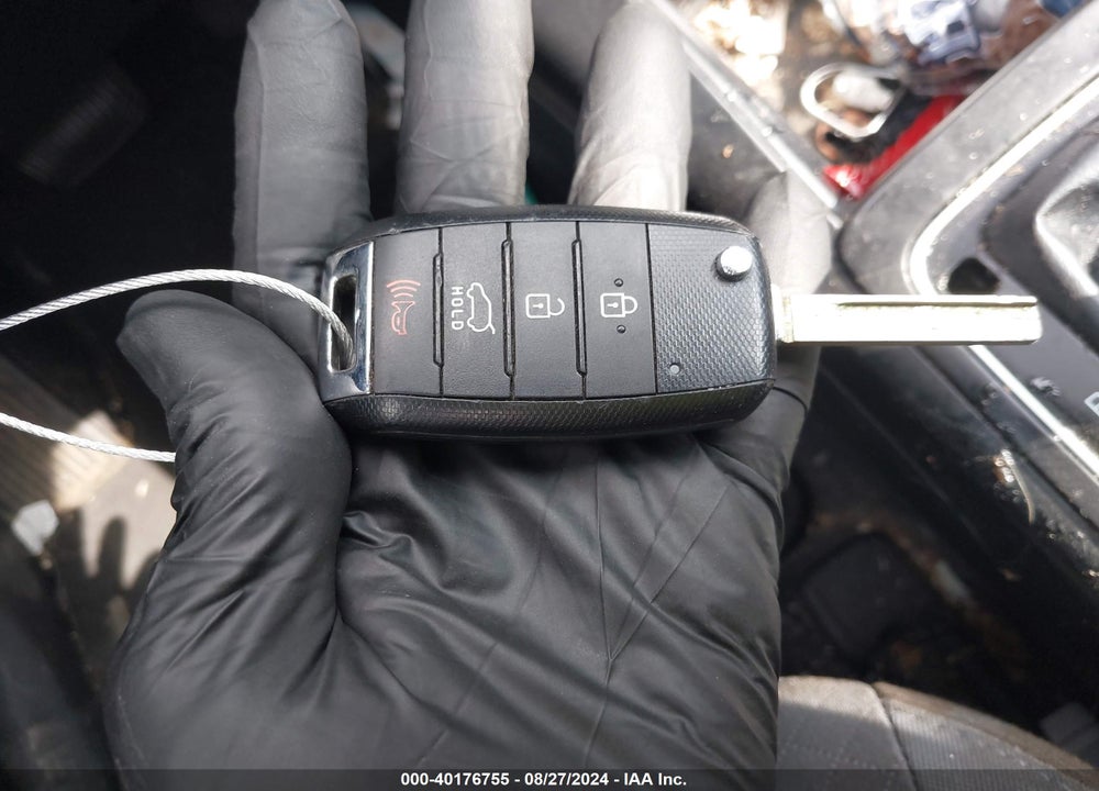 2019 KIA SORENTO 2.4L LX VIN: 5XYPGDA32KG572128